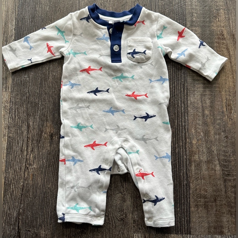 Tres Beau et Belle one piece 0-3 months Sharks